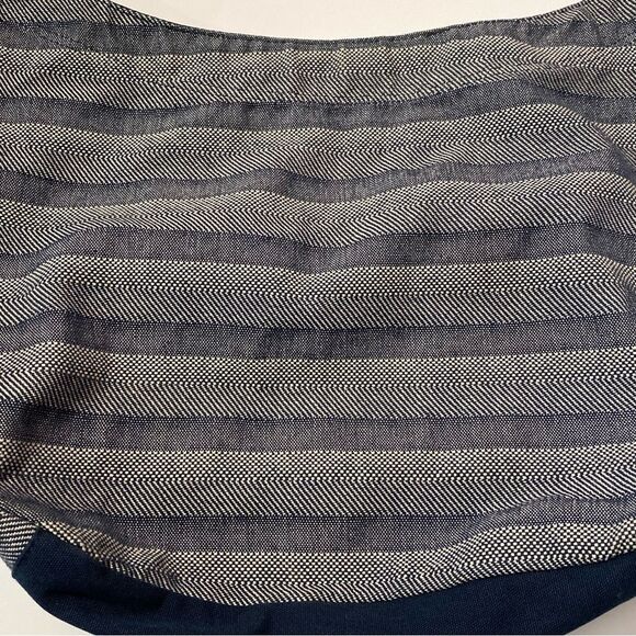Women's Thirty-One Retro Metro Navy Striped Hobo Cross Body Bag - Picture 6 of 12